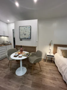 interior de una tiny house de Noma Compact